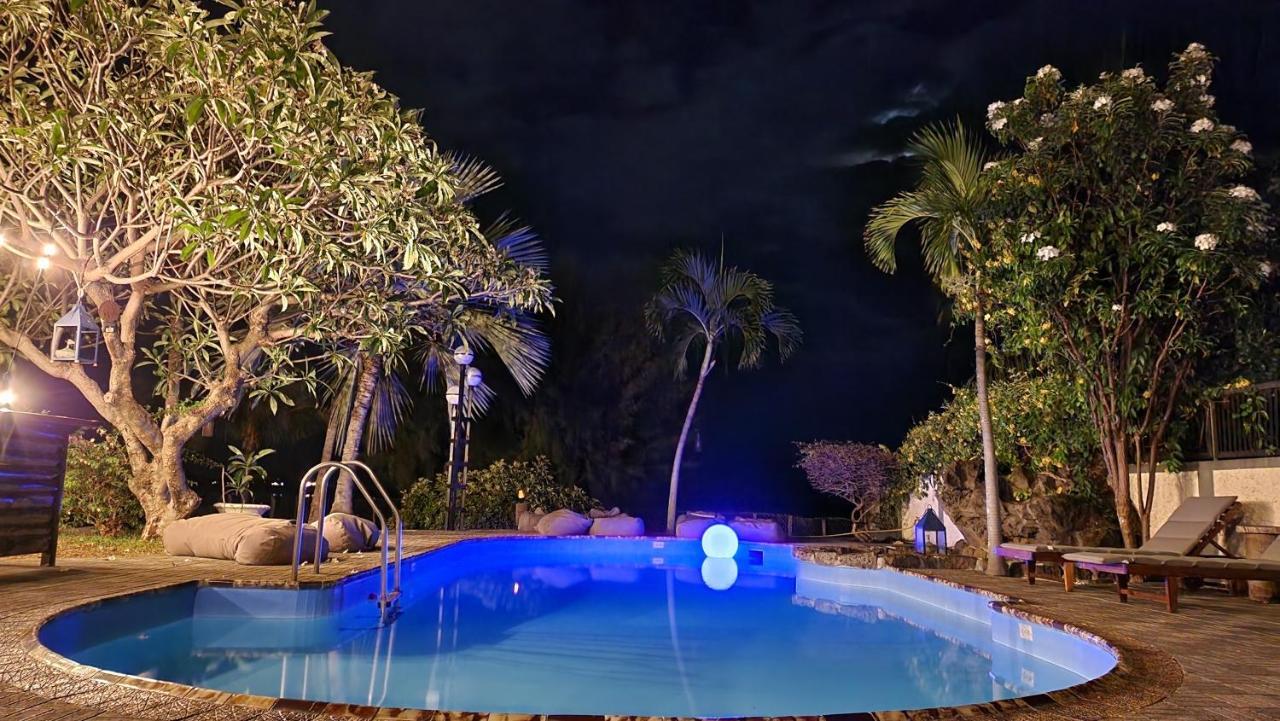 La Maison De La Plage - Guest House Albion Bagian luar foto